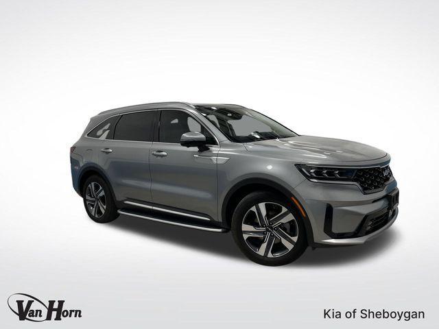 used 2023 Kia Sorento Plug-In Hybrid car, priced at $35,218