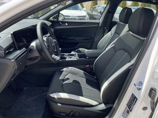 new 2025 Kia K5 car, priced at $31,963