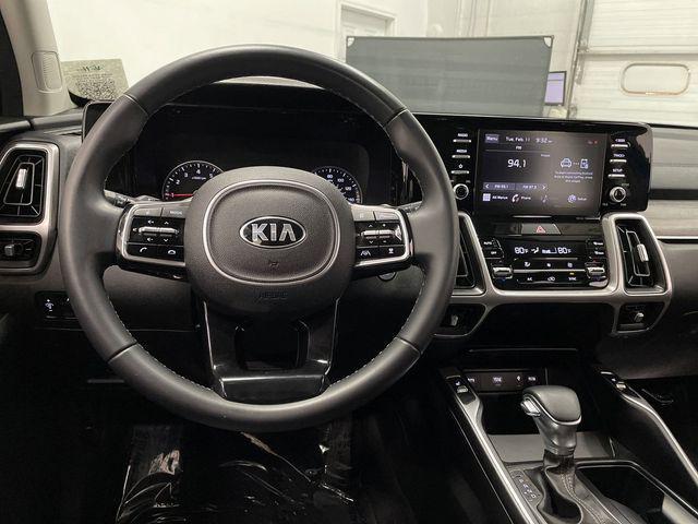 used 2021 Kia Sorento car, priced at $23,585