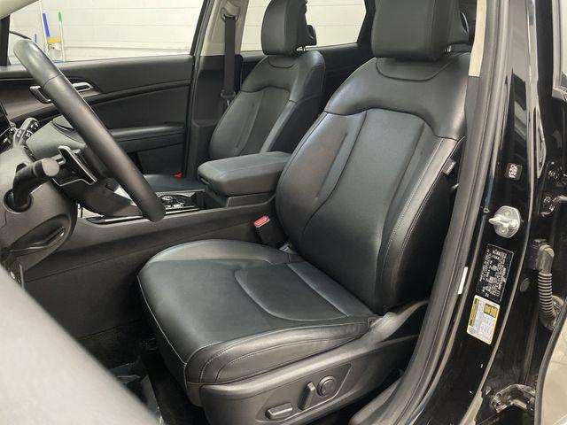 used 2023 Kia Sportage Hybrid car, priced at $24,267