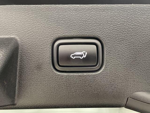 used 2023 Kia Sportage Hybrid car, priced at $24,267