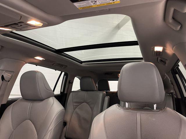 used 2024 Toyota Highlander Hybrid car, priced at $47,483