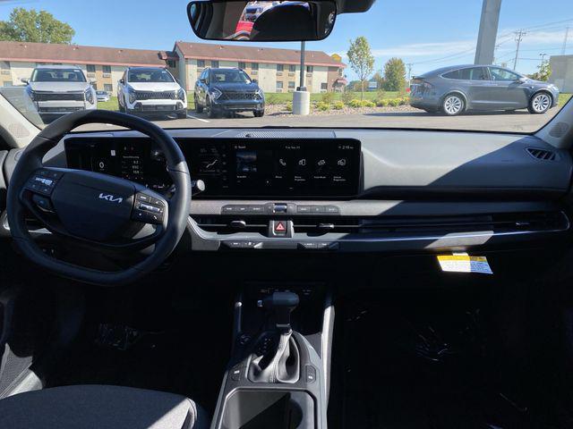 new 2025 Kia K4 car, priced at $24,282