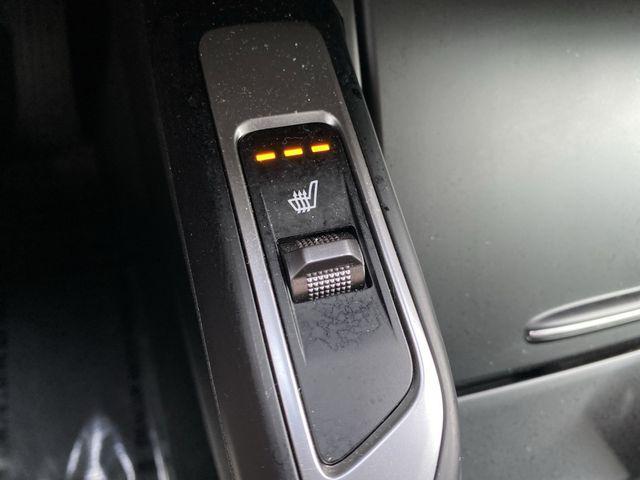 used 2023 Kia Sorento car, priced at $30,504