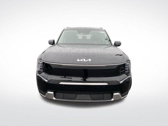 new 2026 Kia EV9 car, priced at $59,365