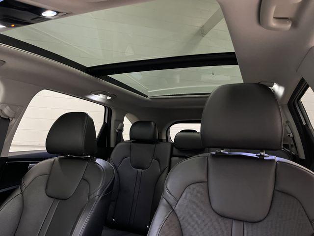 used 2024 Kia Sorento car, priced at $32,133