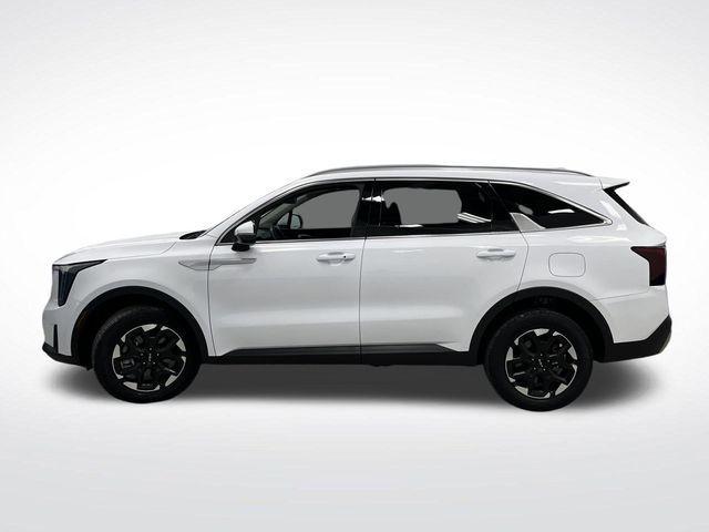 used 2024 Kia Sorento car, priced at $32,133