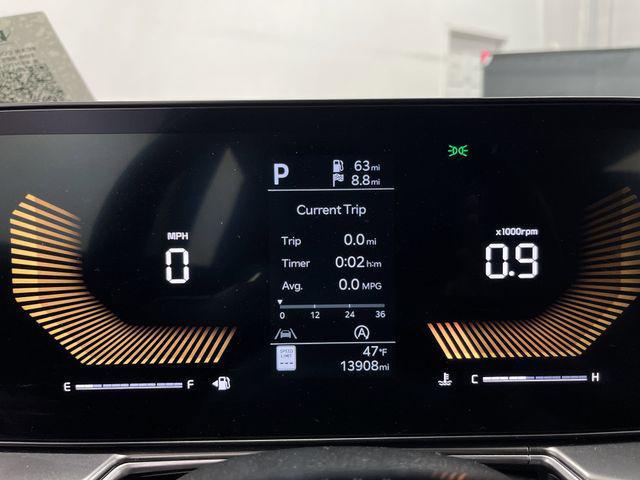 used 2024 Kia Sorento car, priced at $32,133