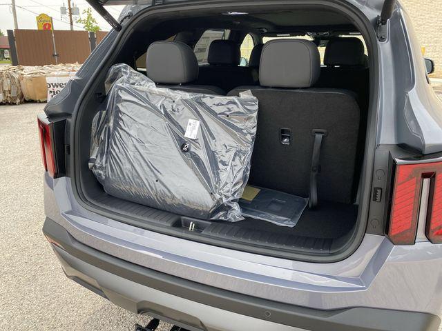 new 2025 Kia Sorento car, priced at $46,313