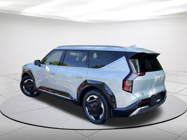 new 2024 Kia EV9 car, priced at $73,860