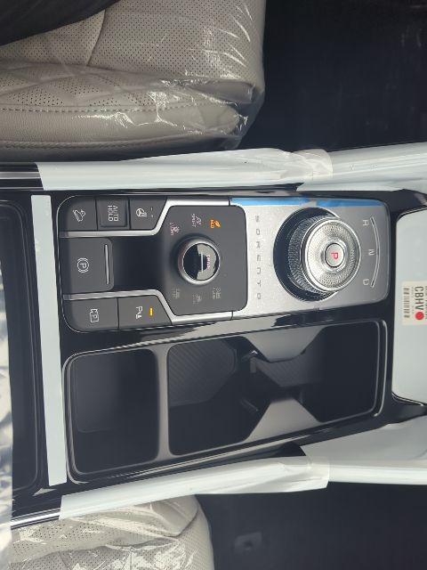 new 2026 Kia Sorento Hybrid car, priced at $47,390