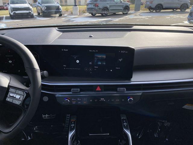 new 2026 Kia Sorento Hybrid car, priced at $47,515