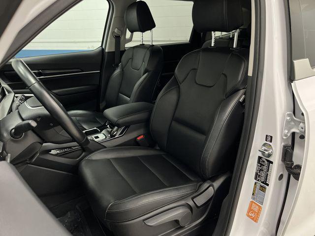 used 2023 Kia Telluride car, priced at $30,768