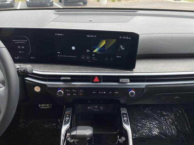 used 2025 Kia Sorento car, priced at $39,362