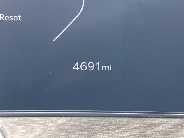 used 2025 Kia Sorento car, priced at $39,362