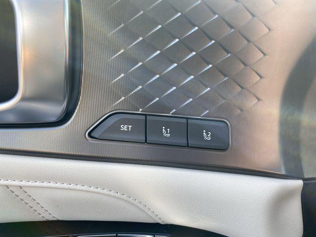 new 2025 Kia Sorento Hybrid car, priced at $47,074