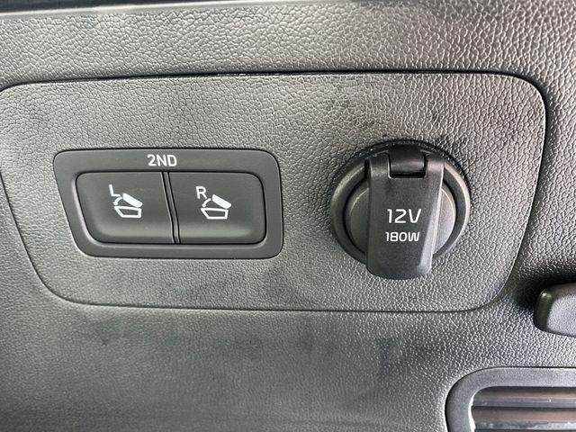 new 2025 Kia Sorento Hybrid car, priced at $47,074