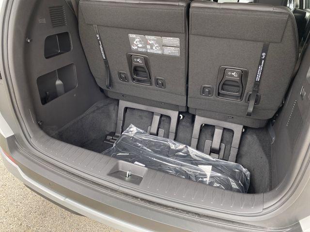 new 2025 Kia Carnival car, priced at $40,175