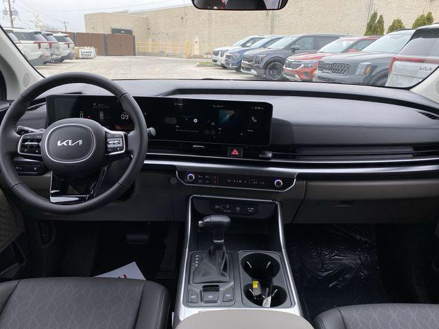 new 2025 Kia Carnival car, priced at $40,175