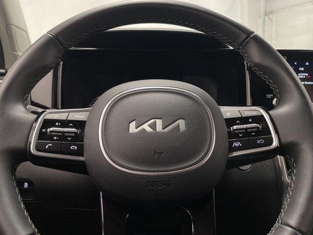 used 2023 Kia Sorento car, priced at $26,897