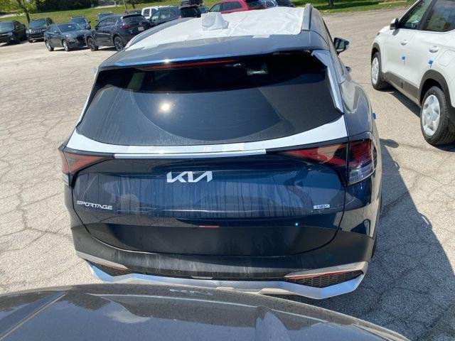new 2025 Kia Sportage Hybrid car, priced at $33,496