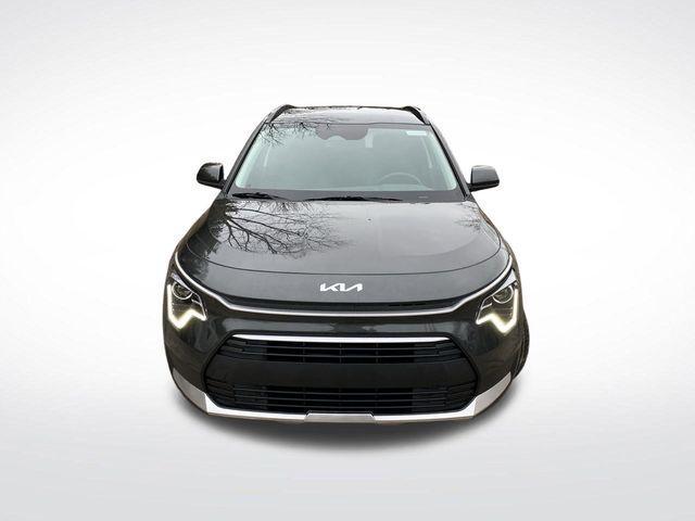new 2025 Kia Niro car, priced at $27,034
