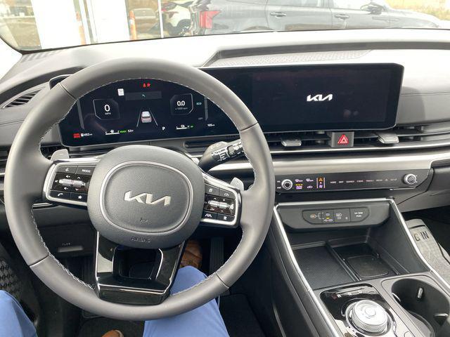 new 2026 Kia Carnival Hybrid car, priced at $49,234