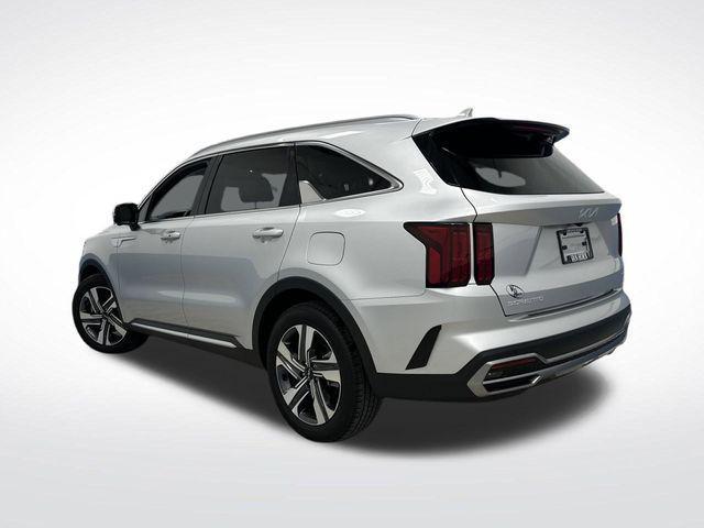 used 2023 Kia Sorento Plug-In Hybrid car, priced at $31,875