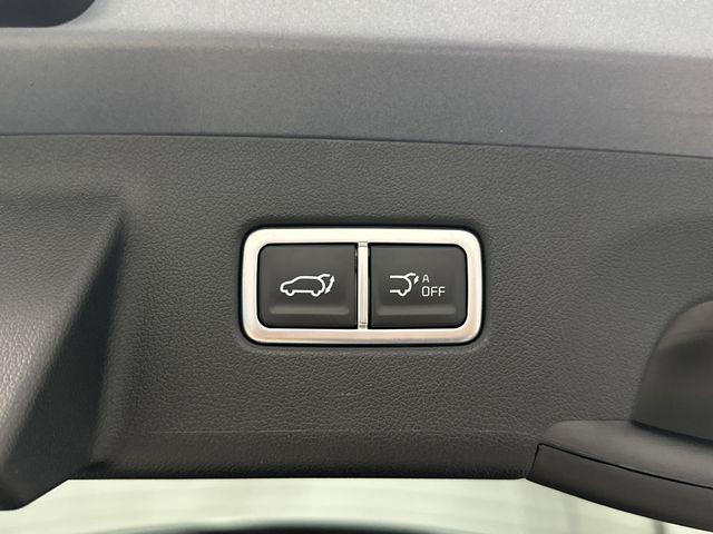 used 2024 Kia Sorento car, priced at $34,889