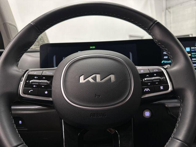 used 2024 Kia Sorento car, priced at $34,889
