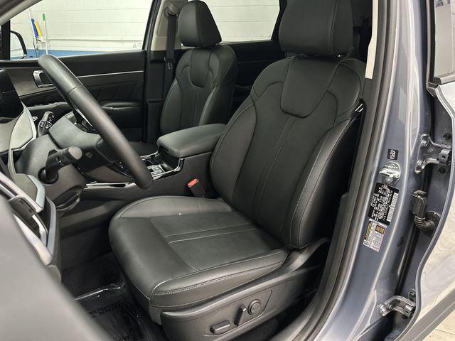 used 2024 Kia Sorento car, priced at $34,889
