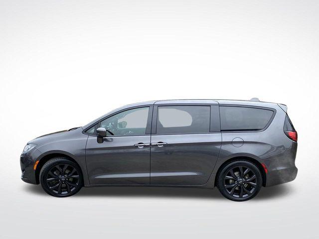 used 2019 Chrysler Pacifica car, priced at $19,998