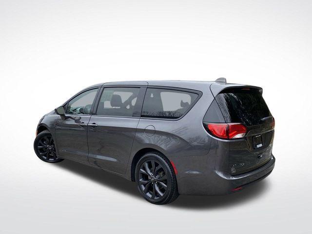 used 2019 Chrysler Pacifica car, priced at $19,998