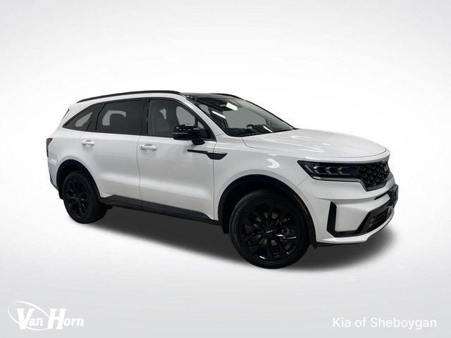 used 2023 Kia Sorento car, priced at $30,226