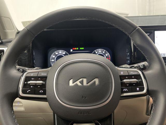used 2023 Kia Sorento car, priced at $30,226
