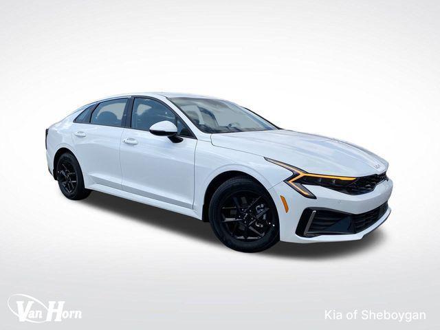 new 2025 Kia K5 car, priced at $27,835