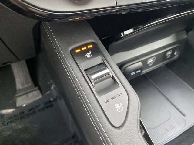 used 2024 Kia Telluride car, priced at $38,599
