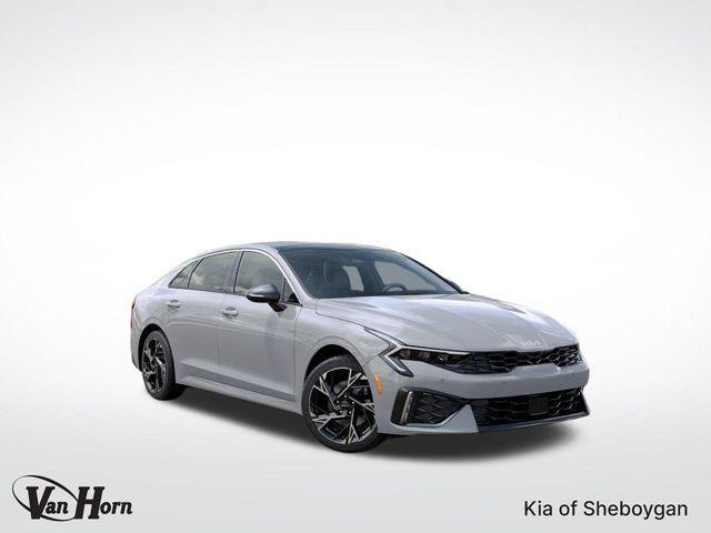new 2025 Kia K5 car, priced at $33,038