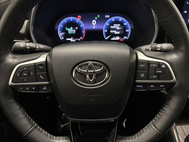 used 2024 Toyota Highlander car, priced at $41,831