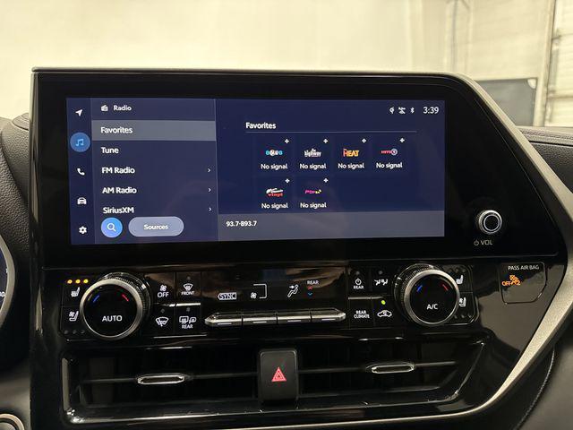 used 2024 Toyota Highlander car, priced at $41,831