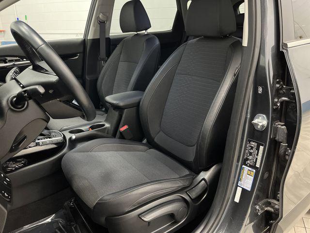 used 2023 Kia Seltos car, priced at $21,400