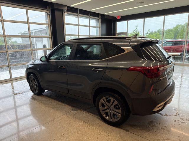 used 2023 Kia Seltos car, priced at $22,630