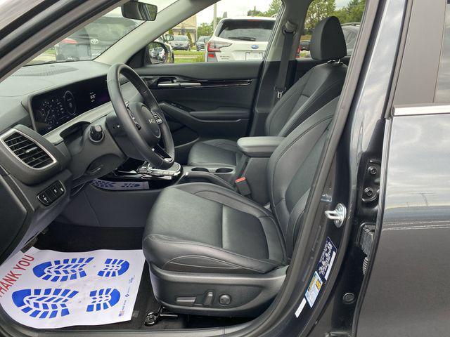 used 2024 Kia Seltos car, priced at $25,330