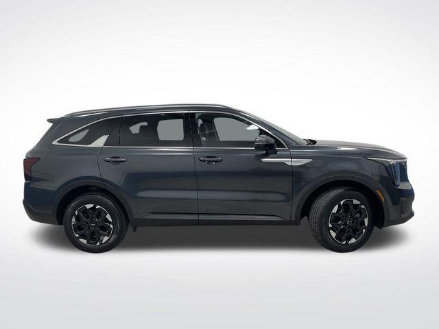 used 2024 Kia Sorento car, priced at $27,777
