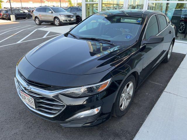 used 2023 Chevrolet Malibu car, priced at $19,999