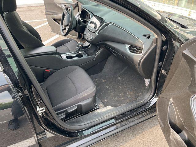 used 2023 Chevrolet Malibu car, priced at $19,999