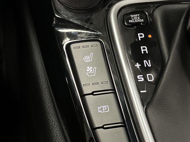 used 2024 Kia Seltos car, priced at $24,333
