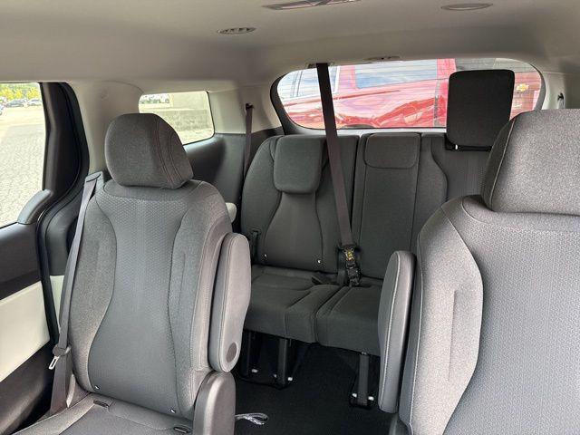 used 2022 Kia Carnival car, priced at $23,598