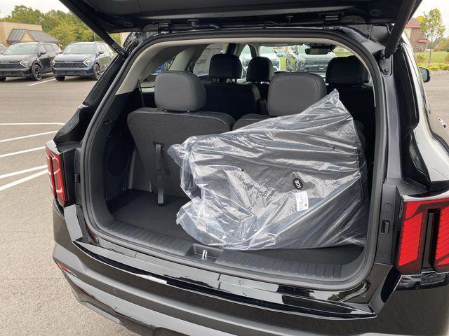 new 2026 Kia Sorento car, priced at $43,292