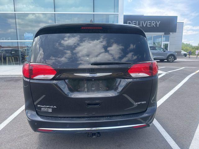 used 2018 Chrysler Pacifica car, priced at $17,847